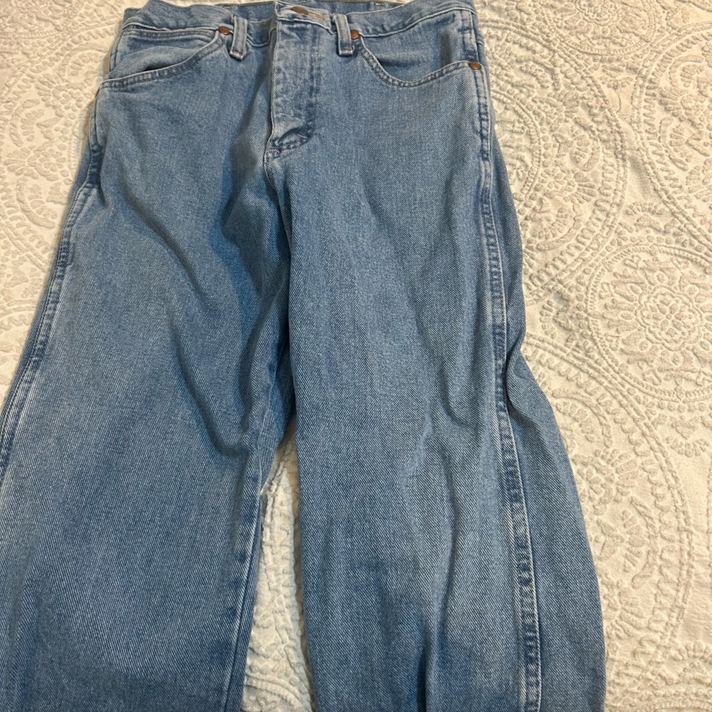 Wrangler Light Blue Relaxed Jeans